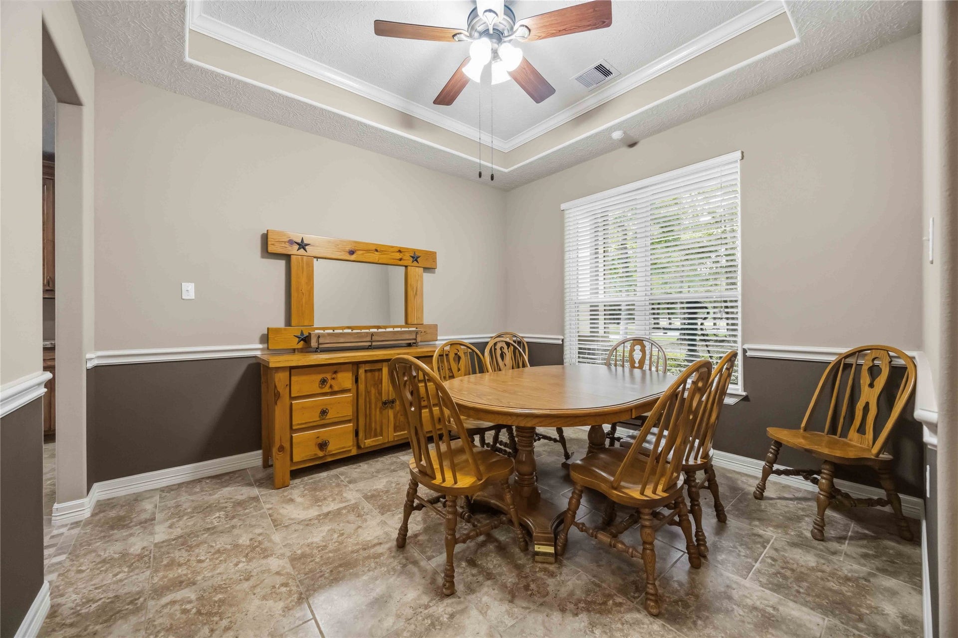 21015 Angus Drive, Cleveland, TX 77328 21015 Angus Drive, Cleveland, TX 77328