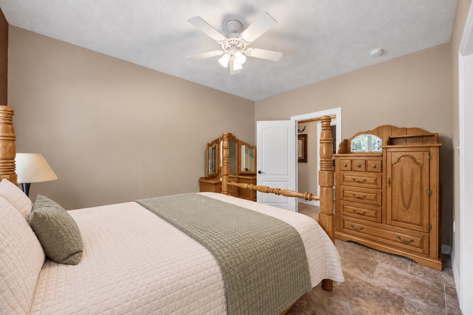 21015 Angus Drive, Cleveland, TX 77328 21015 Angus Drive, Cleveland, TX 77328