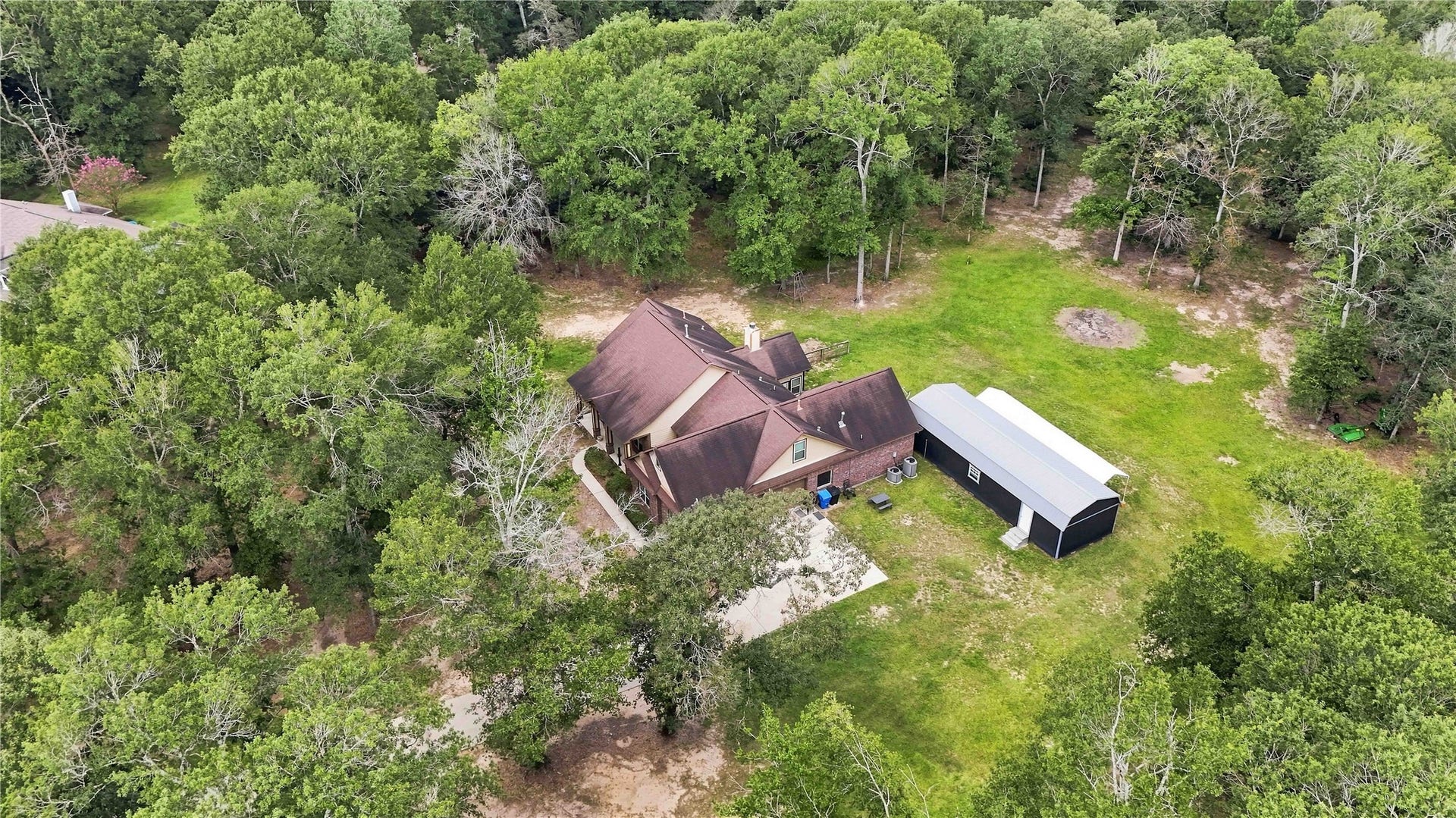 21015 Angus Drive, Cleveland, TX 77328 21015 Angus Drive, Cleveland, TX 77328