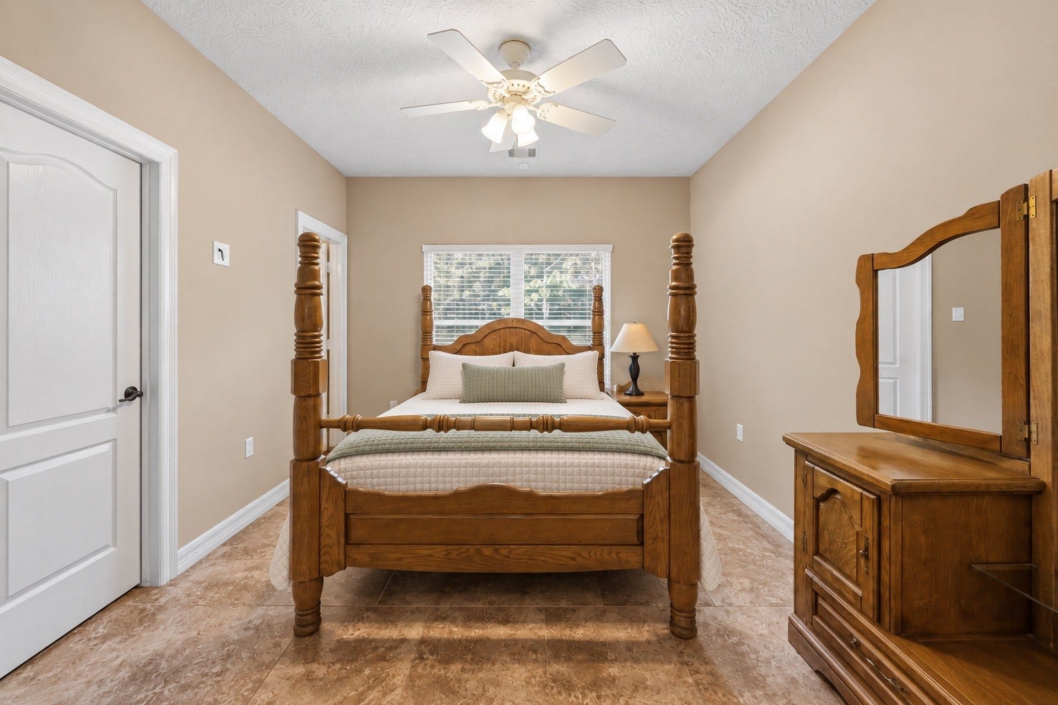 21015 Angus Drive, Cleveland, TX 77328 21015 Angus Drive, Cleveland, TX 77328