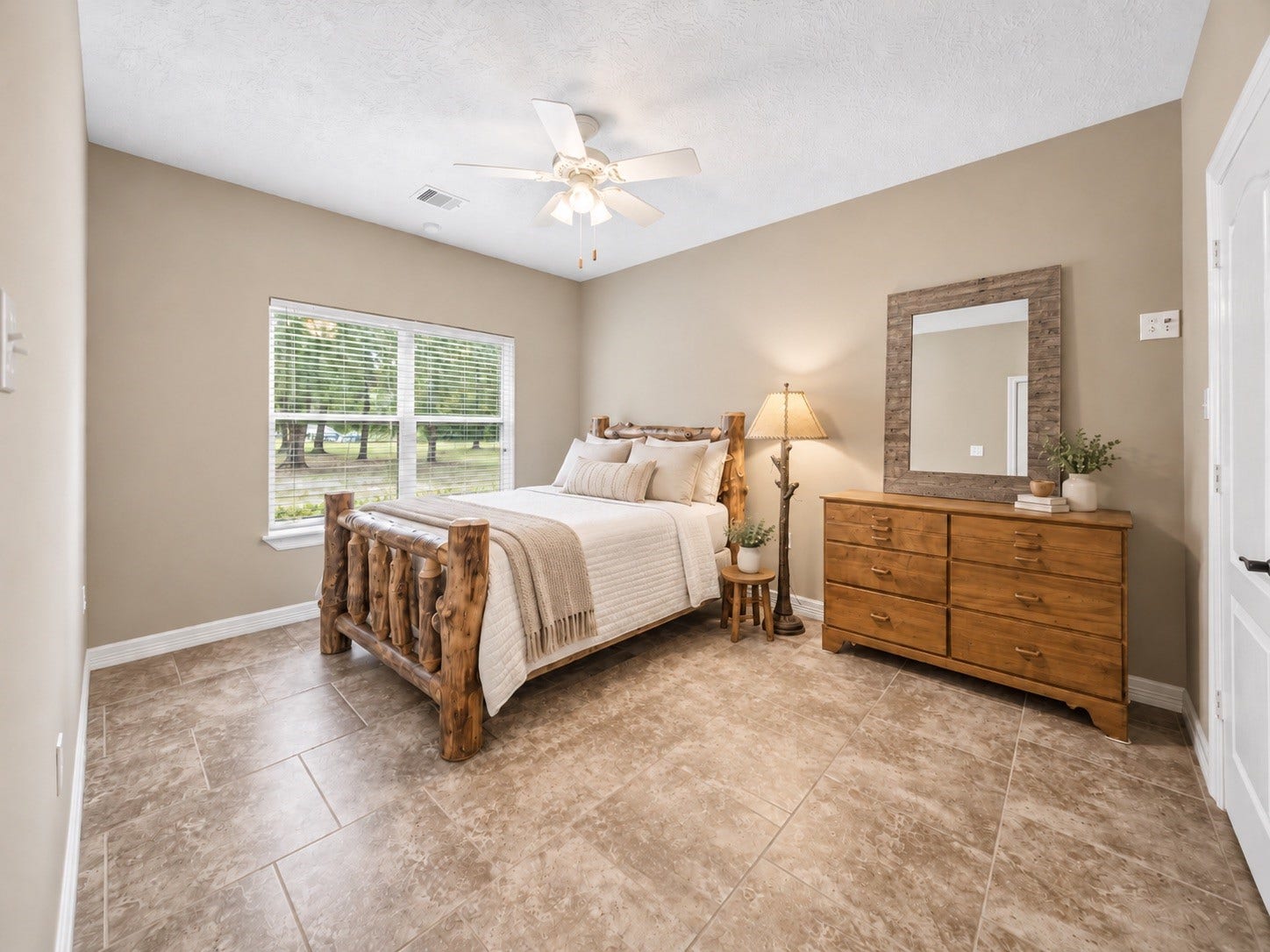 21015 Angus Drive, Cleveland, TX 77328 21015 Angus Drive, Cleveland, TX 77328