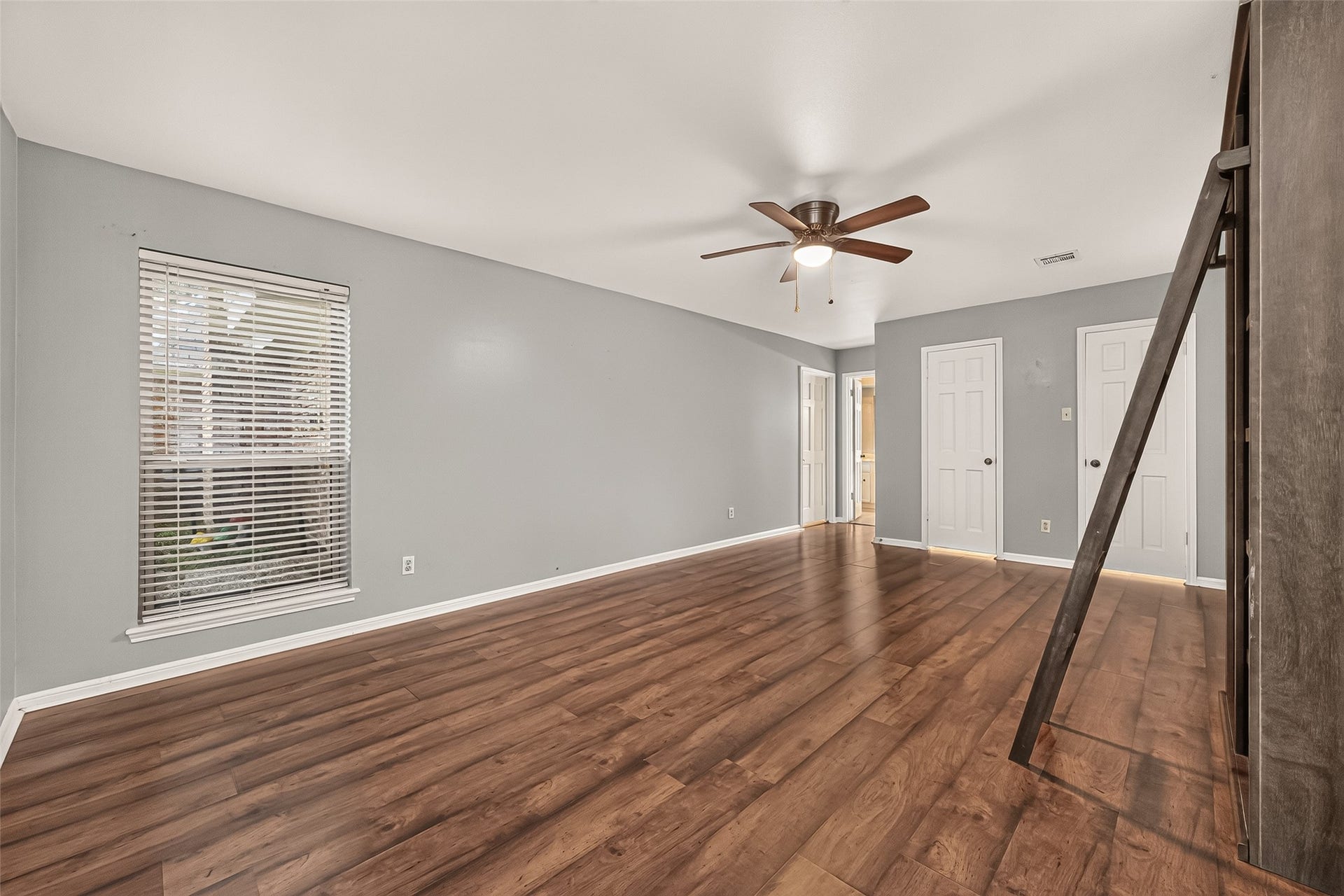 5410 Boyce Springs Drive, Houston, TX 77066 Primary Bedroom