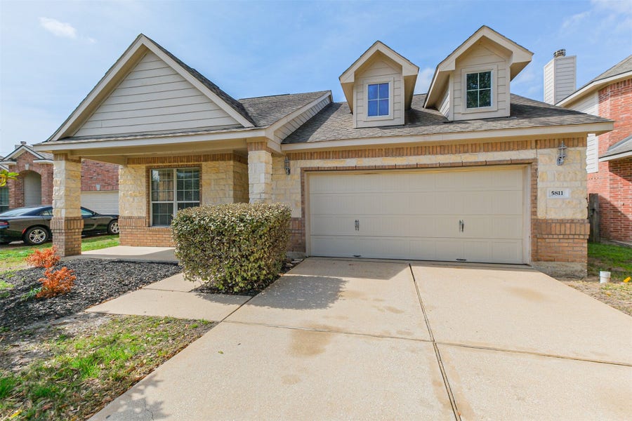 Property photo for 5811 Ranch Riata Court, Katy, TX