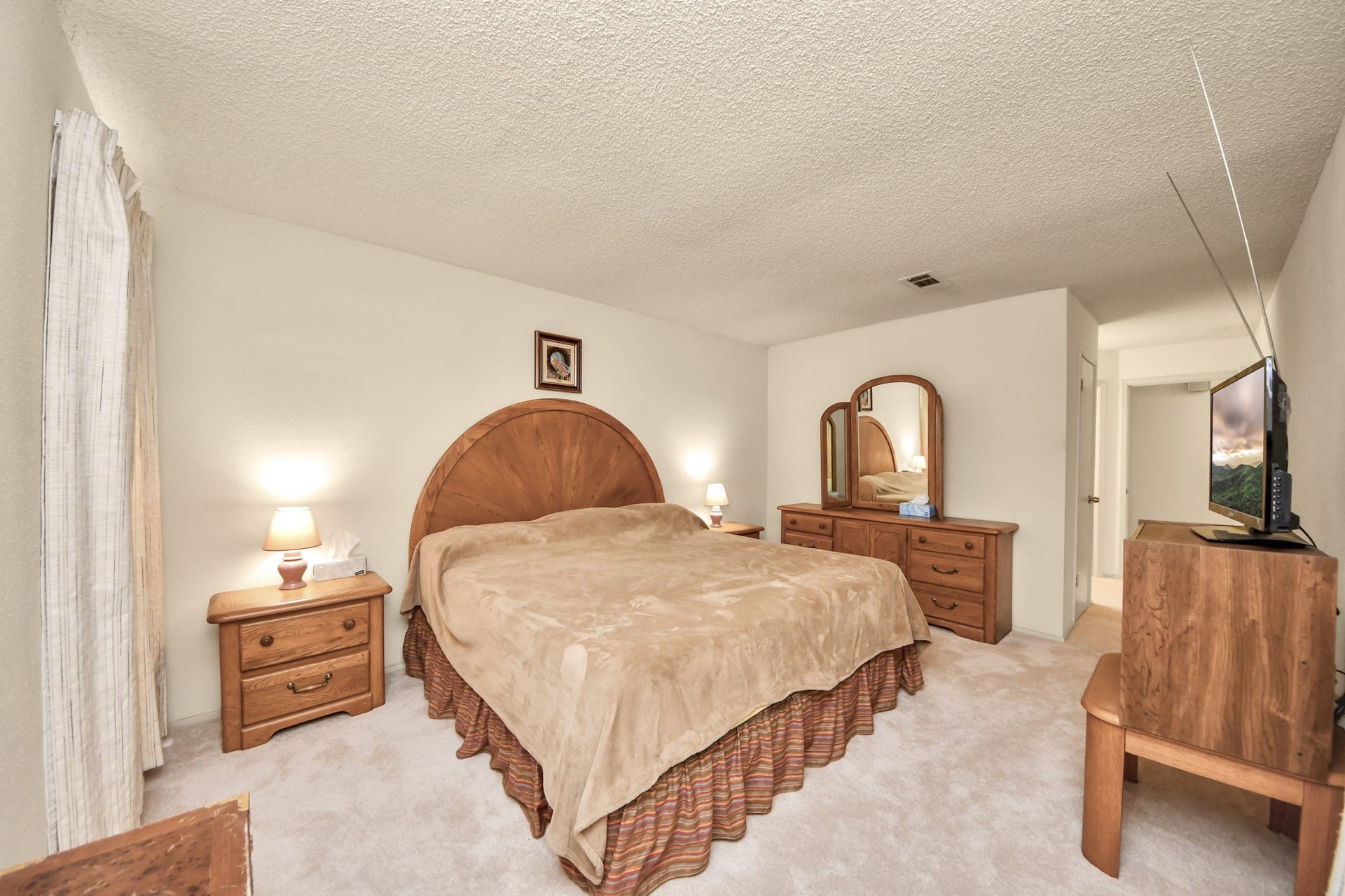 9433 Pagewood Ln, Houston, TX 77063 9433 Pagewood Ln, Houston, TX 77063