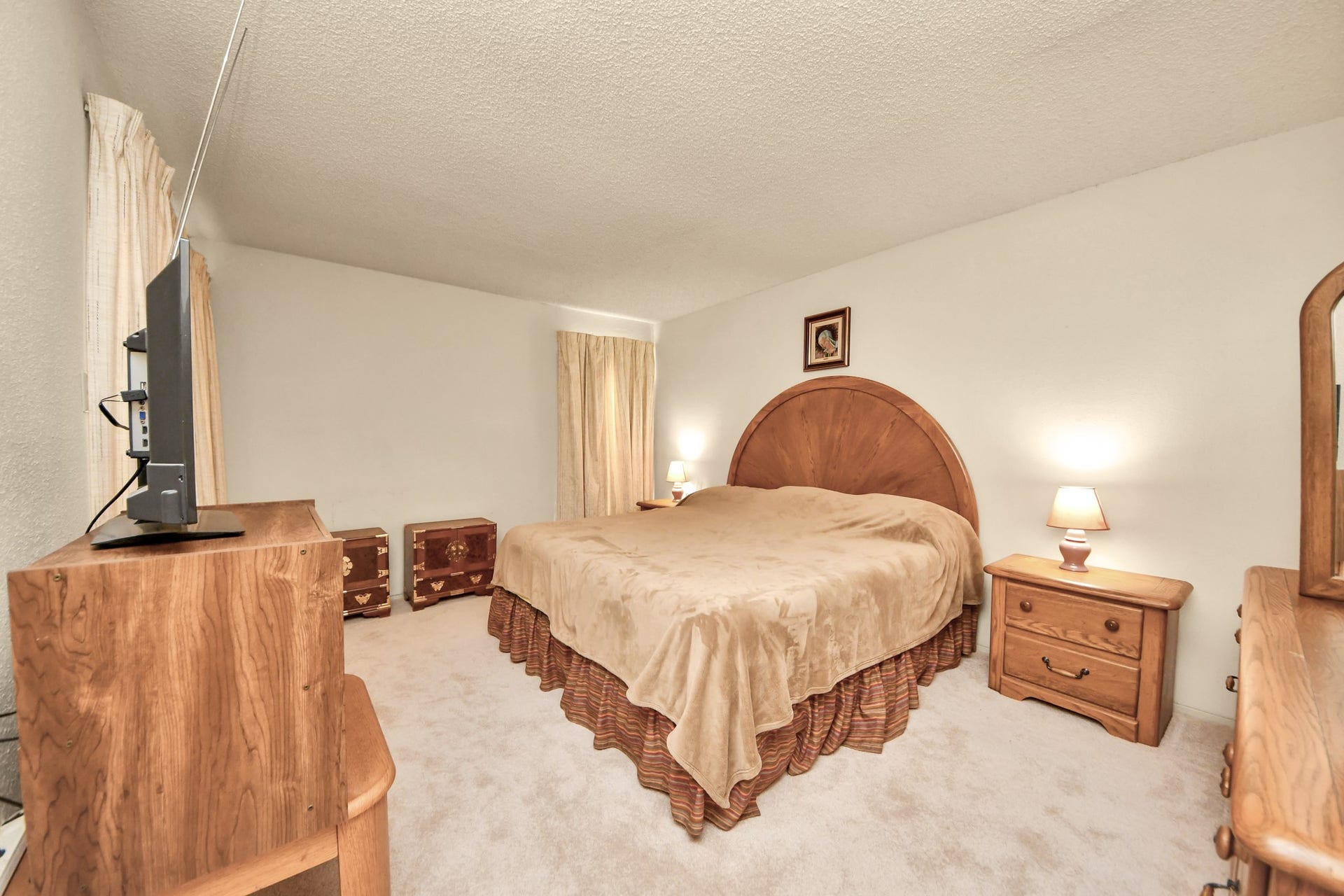 9433 Pagewood Ln, Houston, TX 77063 9433 Pagewood Ln, Houston, TX 77063