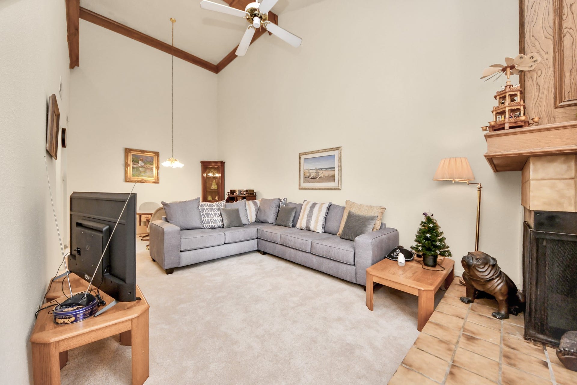 9433 Pagewood Ln, Houston, TX 77063 9433 Pagewood Ln, Houston, TX 77063