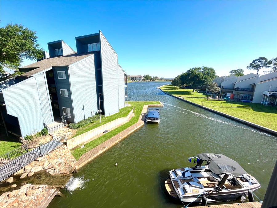 Property photo for 12500 Melville Drive Drive, #B313, Montgomery, TX