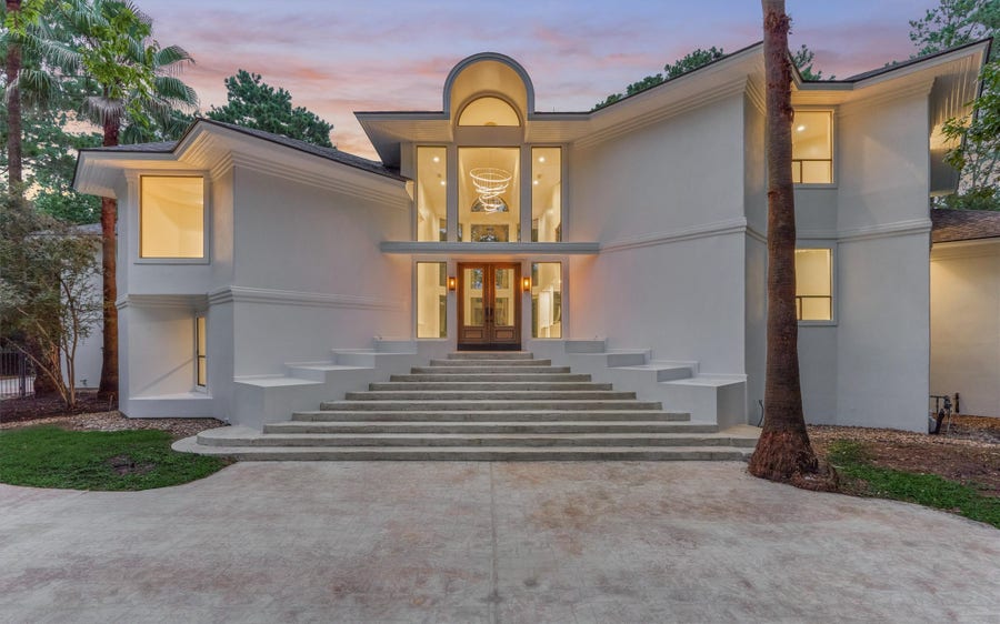 Property photo for 24 Autumn Crescent, The Woodlands, TX