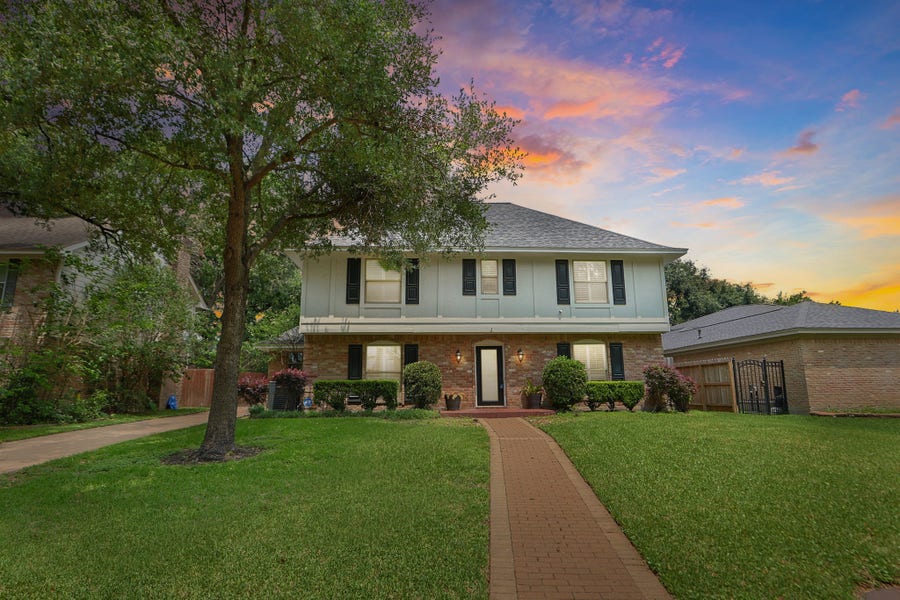 Property photo for 14906 El Miranda Drive, Houston, TX