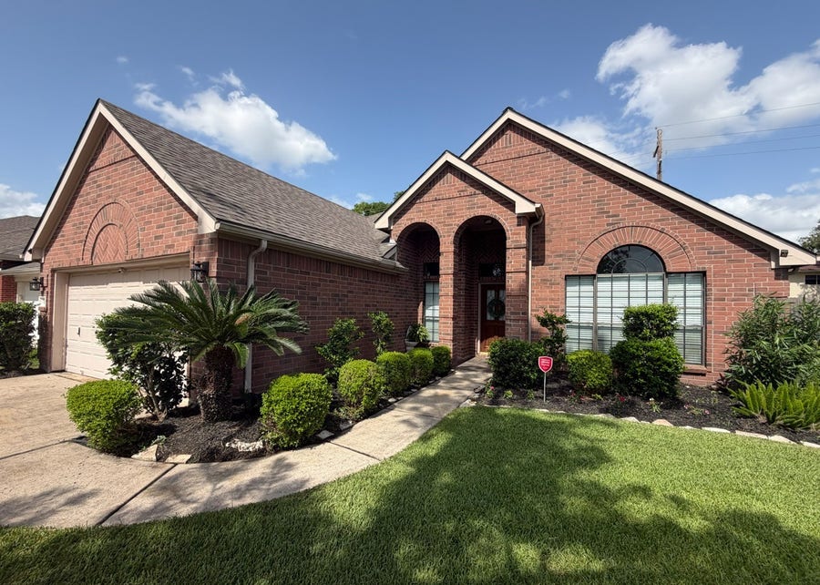 Property photo for 17111 Driver Court, Sugar Land, TX