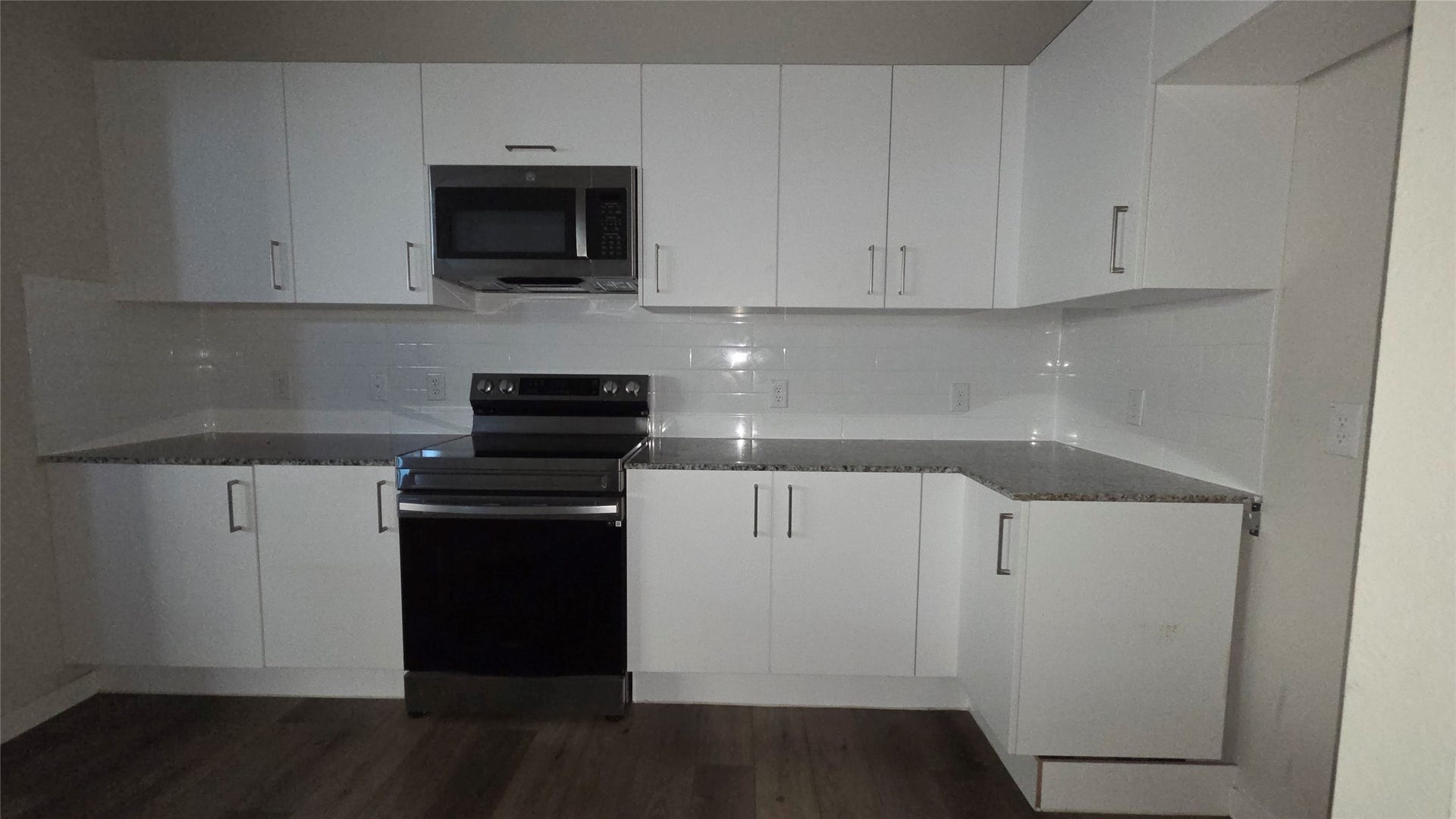 9752 Grosbeak Lane, Magnolia, TX 77354 9752 Grosbeak Lane, Magnolia, TX 77354