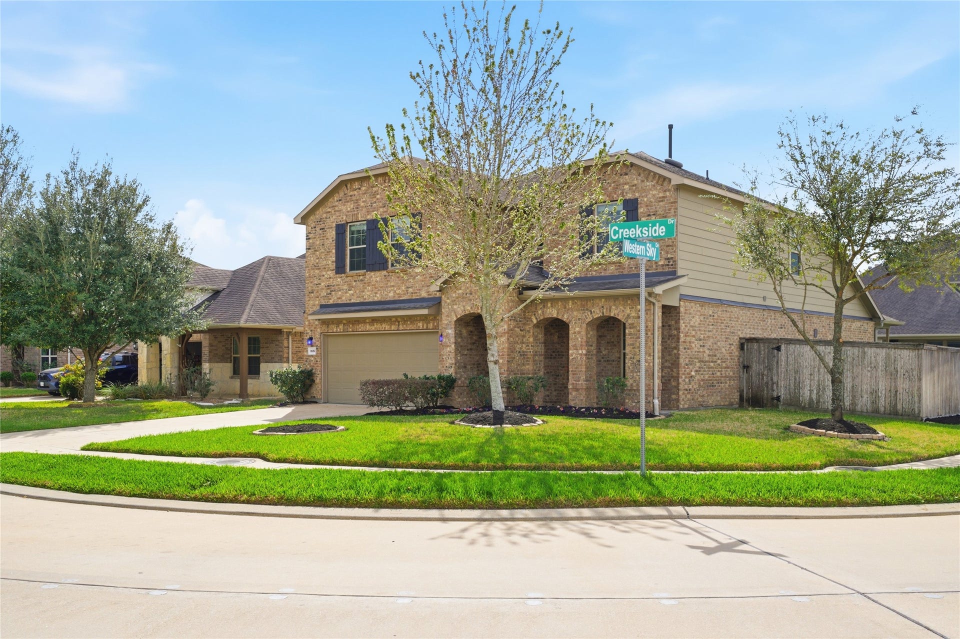 30253 Creekside Drive, Brookshire, TX 77423