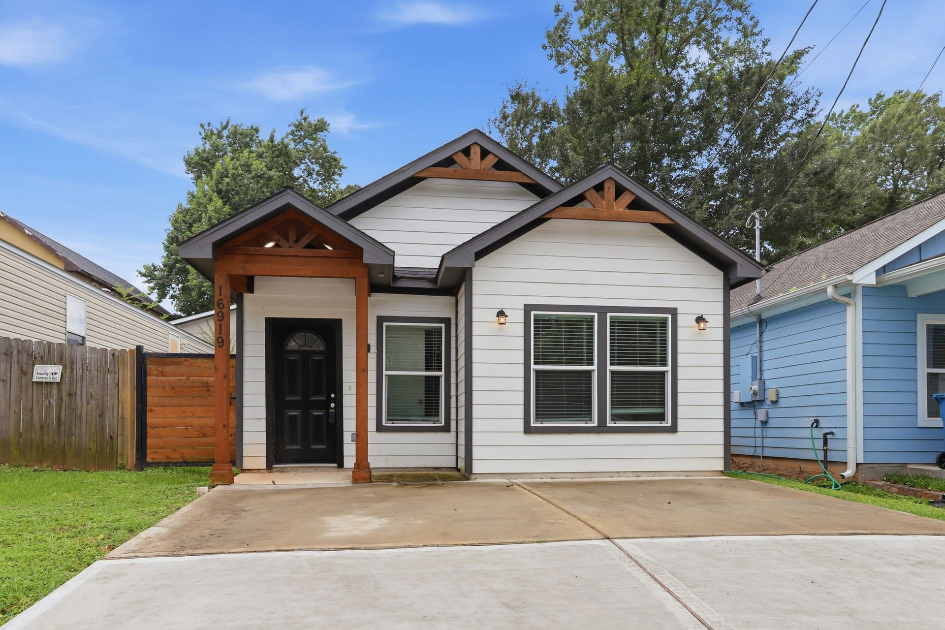 16919 Balmoral, Montgomery, TX 77316 16919 Balmoral, Montgomery, TX 77316