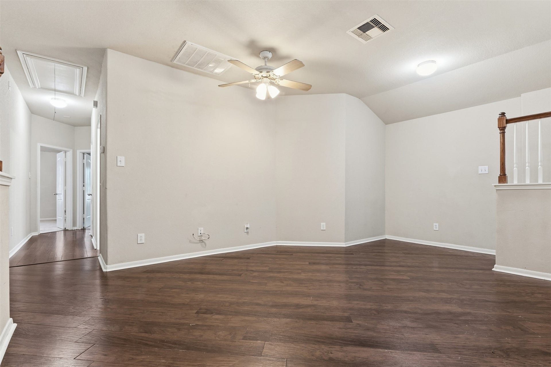 4112 S Meridian Greens Drive, Dickinson, TX 77539 Upstairs loft area