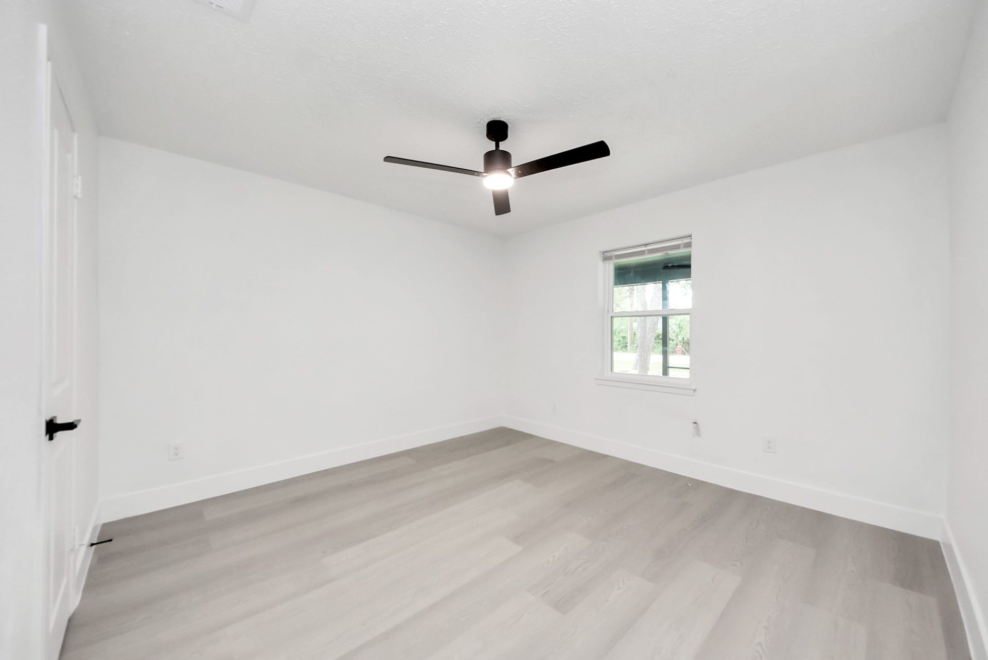1101 Flint Street, Houston, TX 77029 1101 Flint Street, Houston, TX 77029