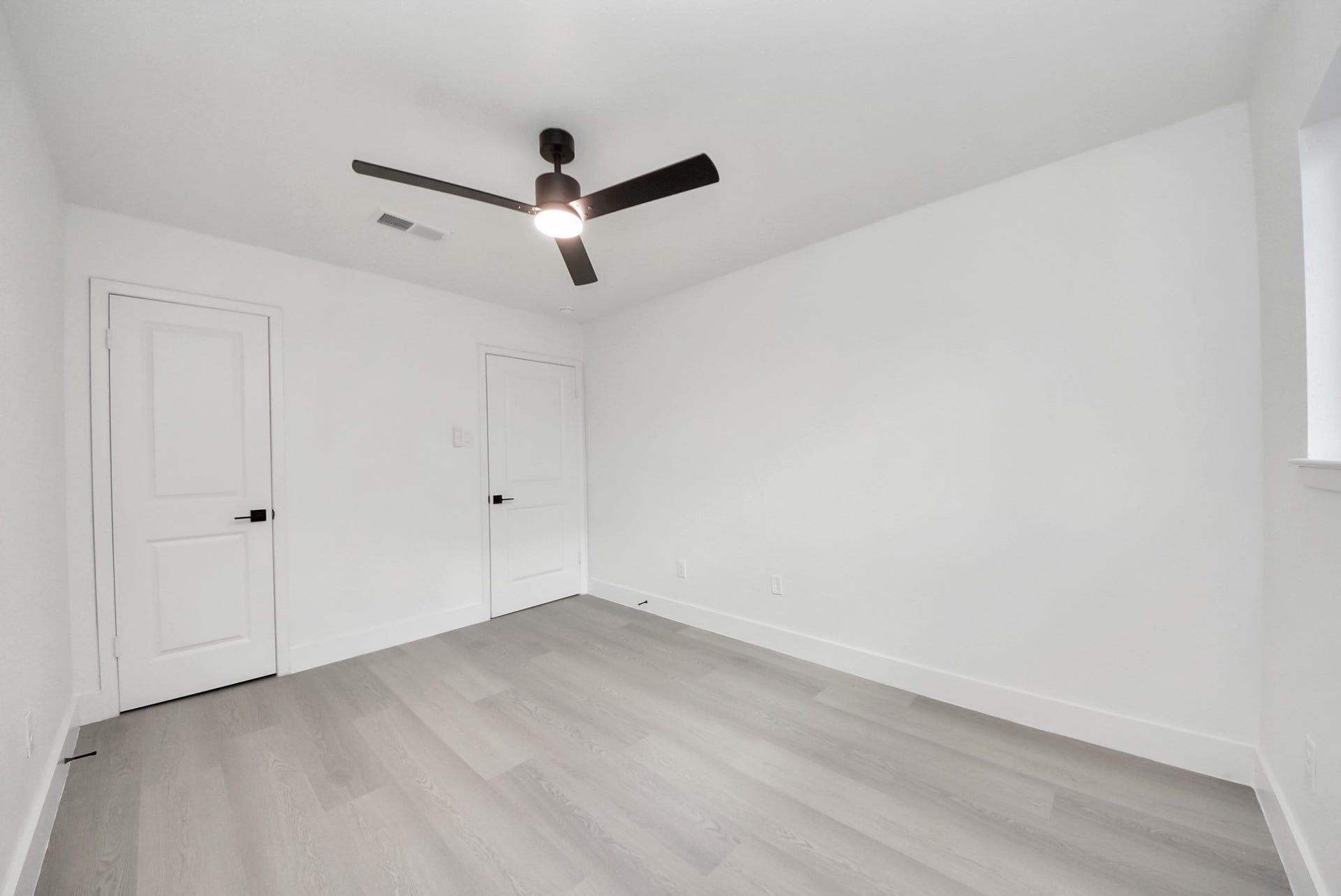 1101 Flint Street, Houston, TX 77029 1101 Flint Street, Houston, TX 77029