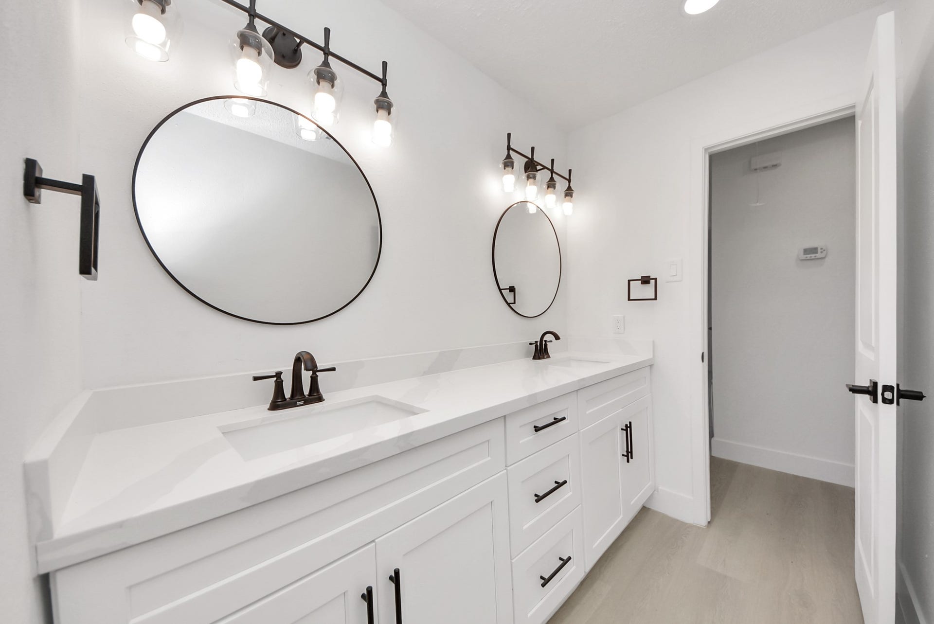 1101 Flint Street, Houston, TX 77029 1101 Flint Street, Houston, TX 77029