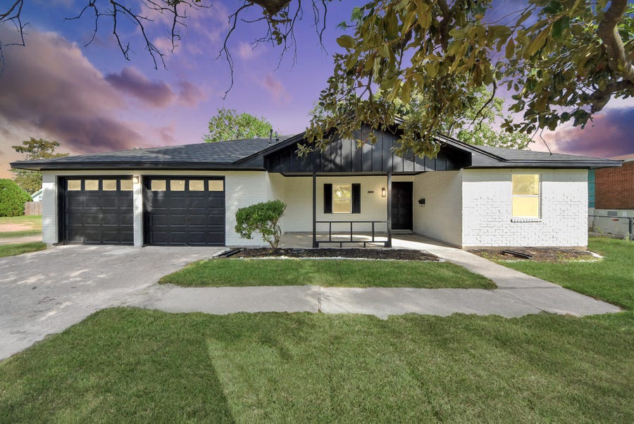 Property photo for 1101 Flint Street, Houston, TX