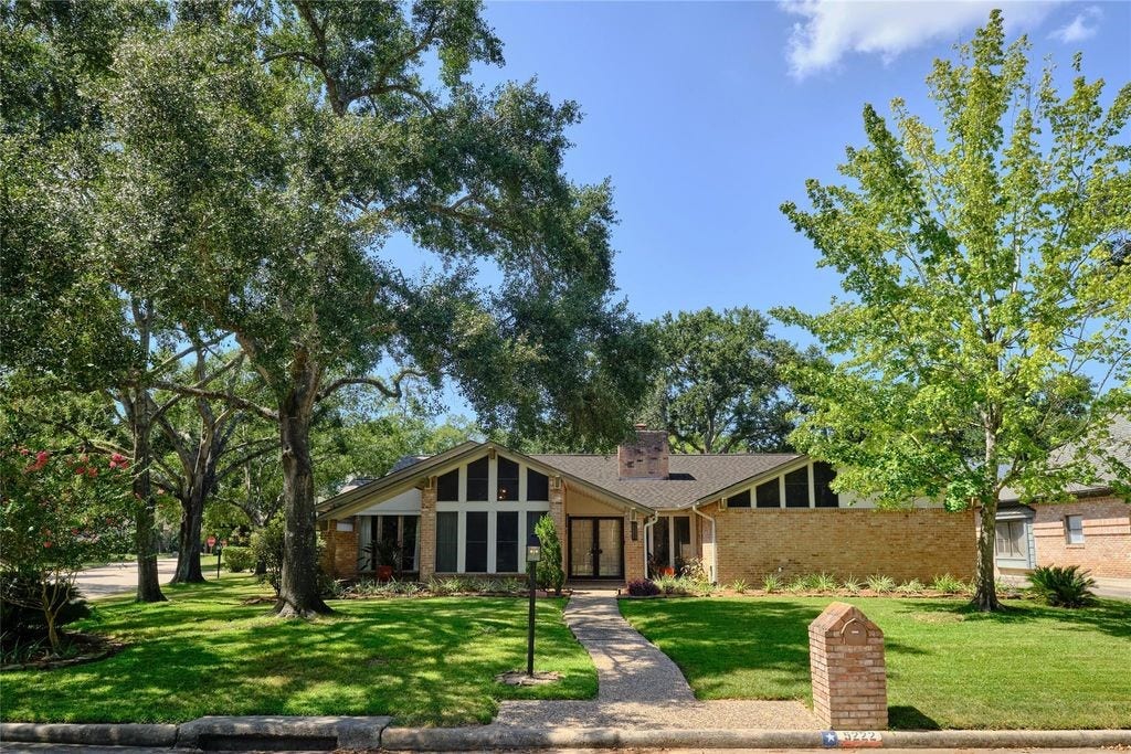 5222 Westerham Place Place, Houston, TX 77069 Stunning One of a Kind Classic Home with a Mid-Century Modern Flair!