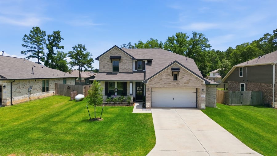 Property photo for 6310 Fawn Path Drive, Conroe, TX