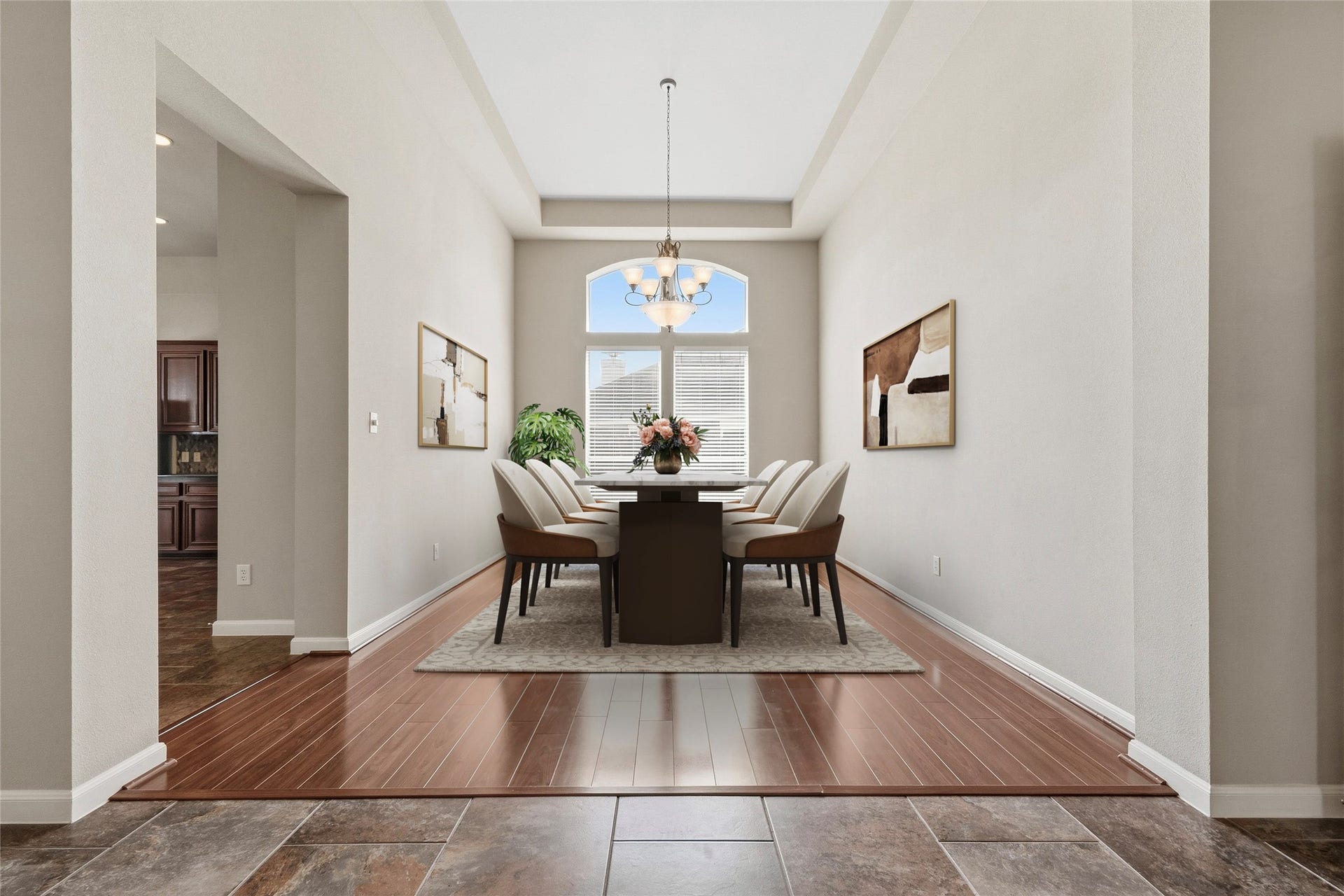 Virtual staged dining room