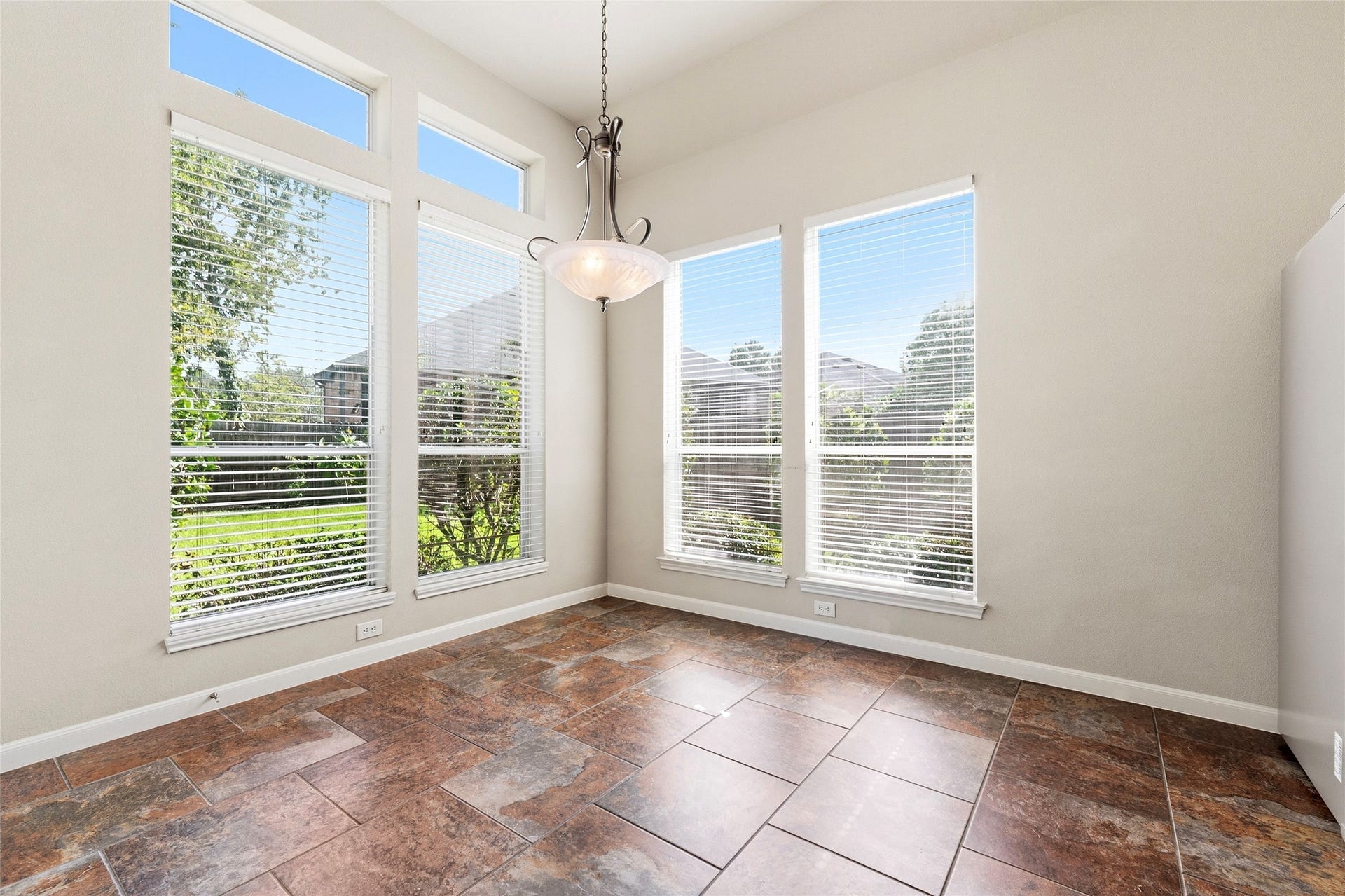 4006 Wolf Springs Court, Sugar Land, TX 77479