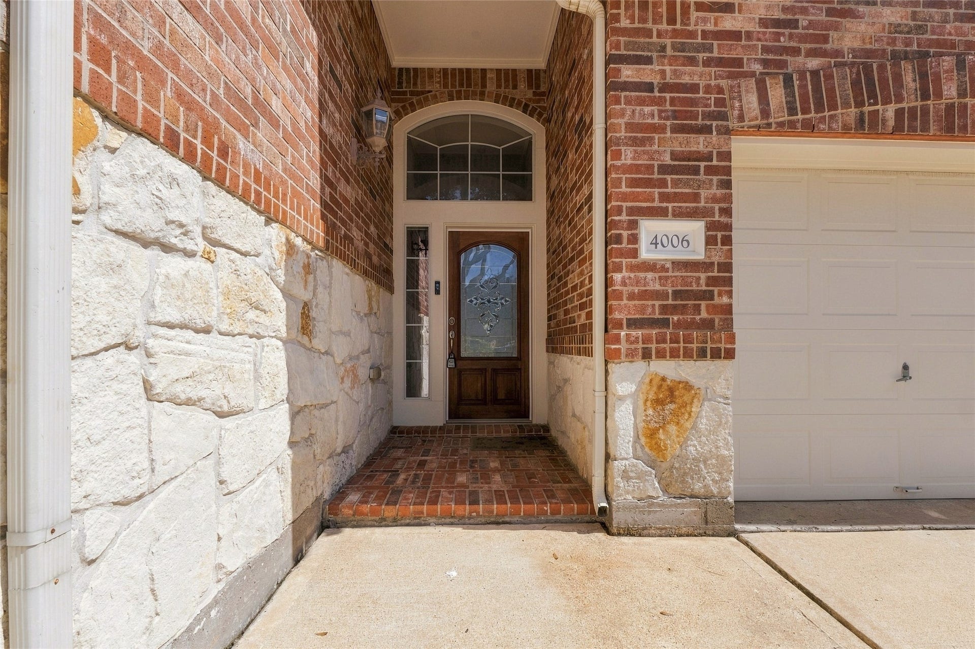 4006 Wolf Springs Court, Sugar Land, TX 77479