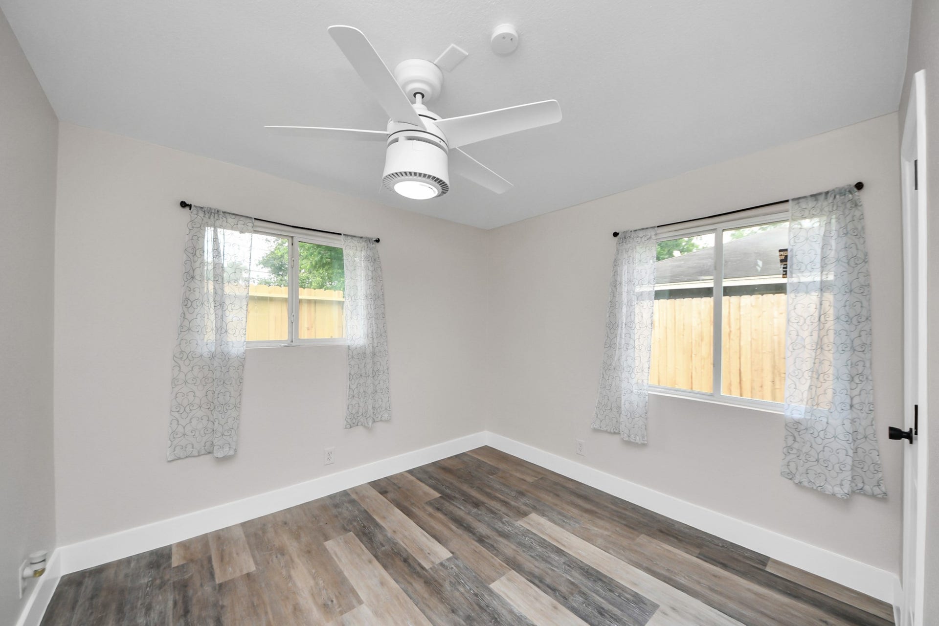 5903 Belneath Street, Houston, TX 77033