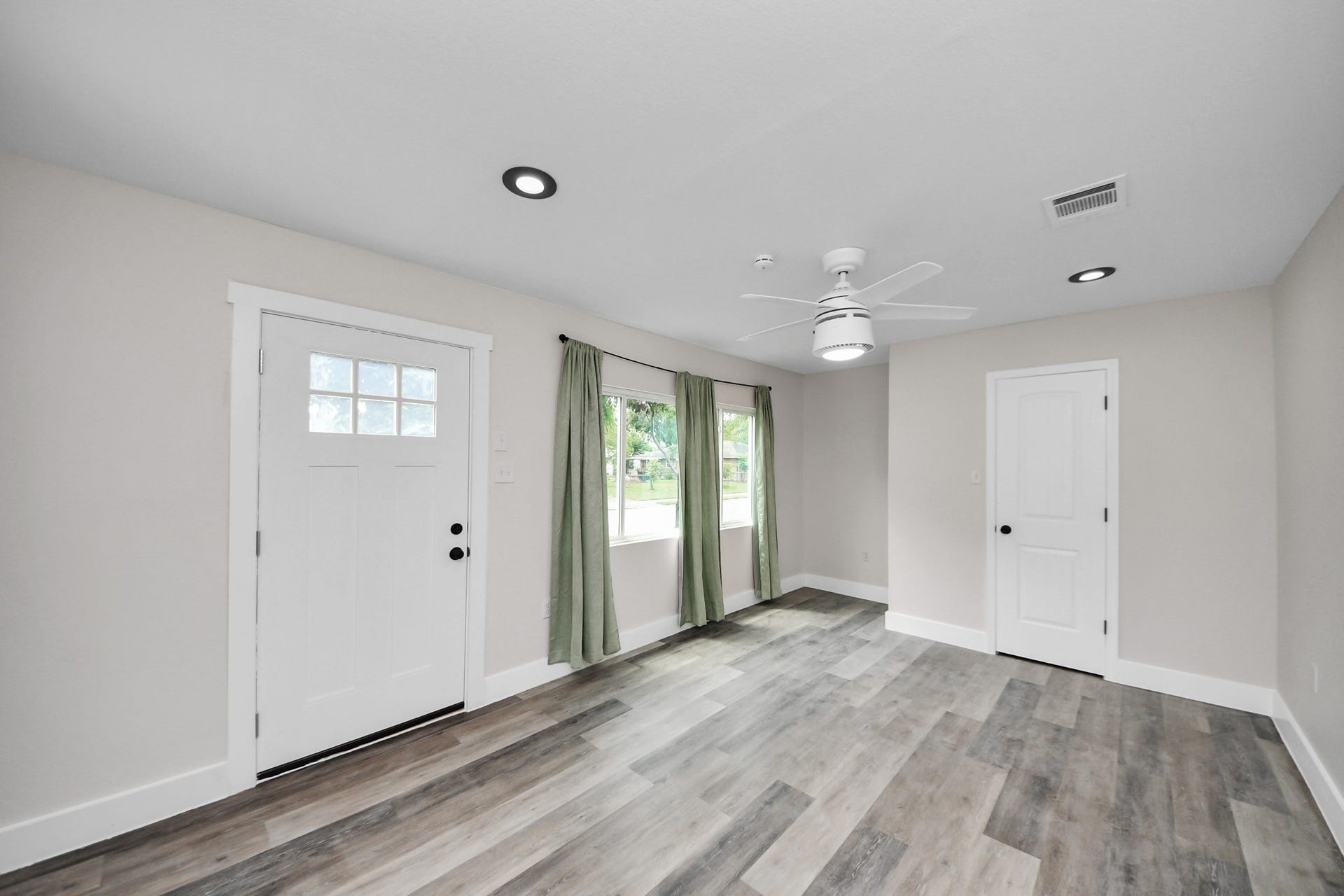 5903 Belneath Street, Houston, TX 77033