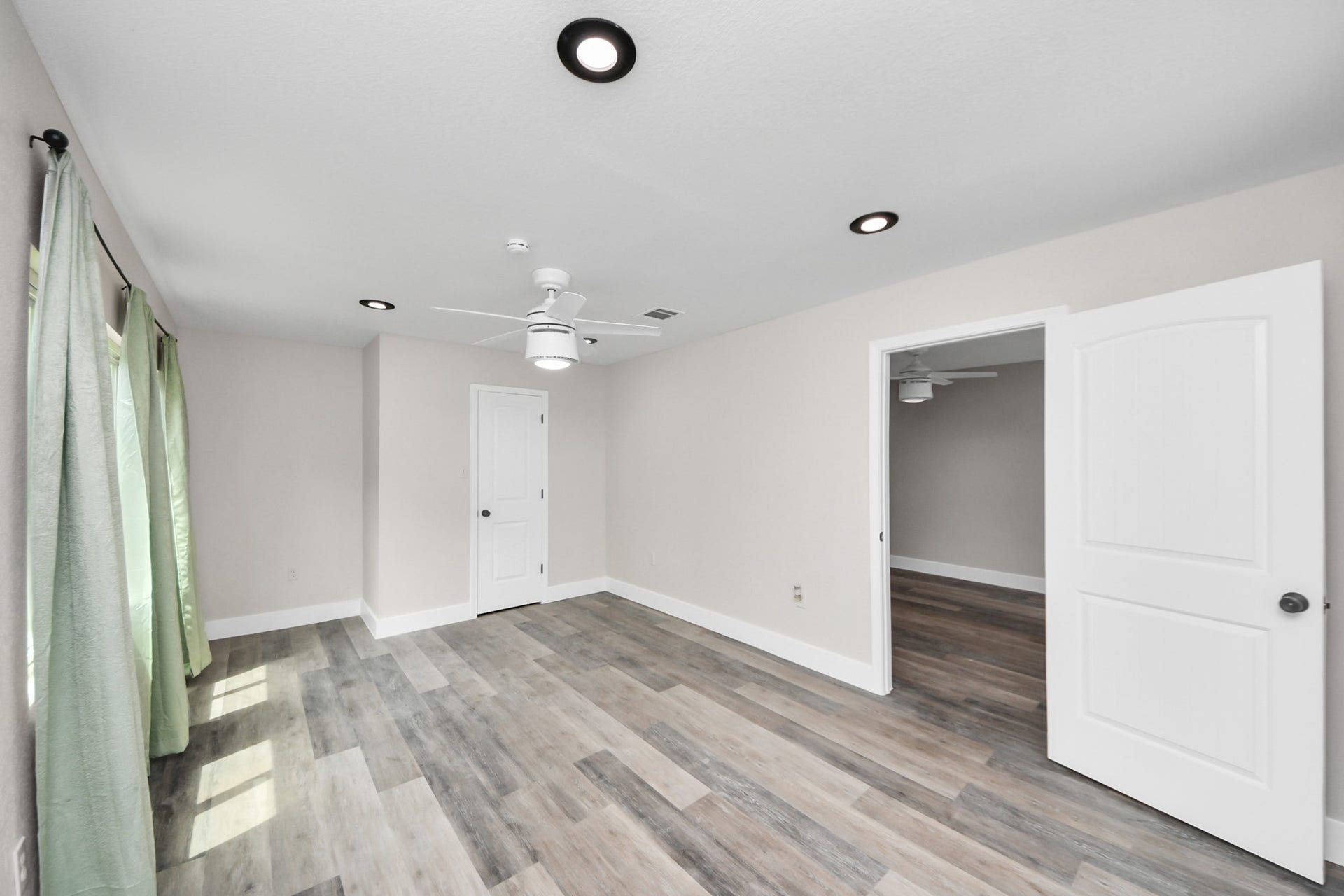 5903 Belneath Street, Houston, TX 77033