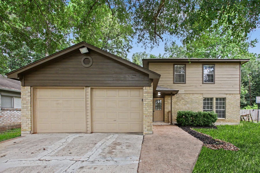 Property photo for 28907 Champion Oaks Drive, Magnolia, TX