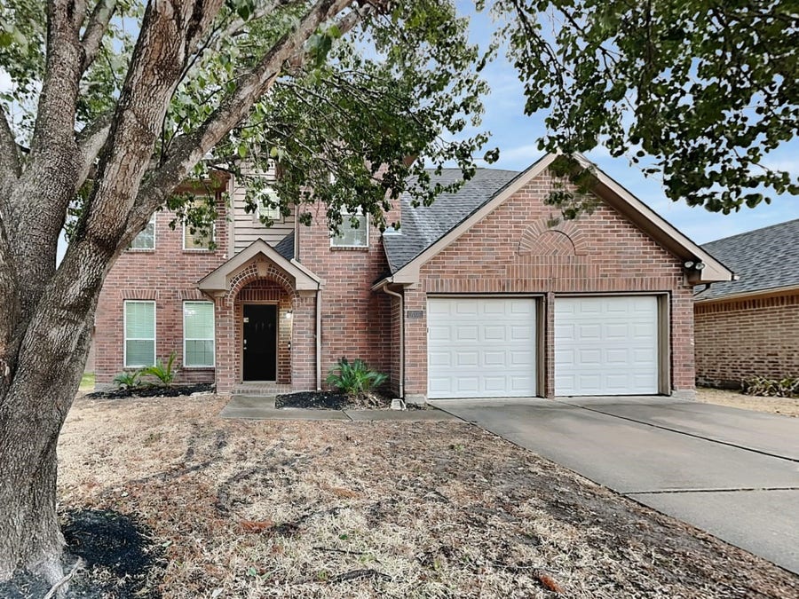 Property photo for 17603 Chatham Way Drive, Houston, TX