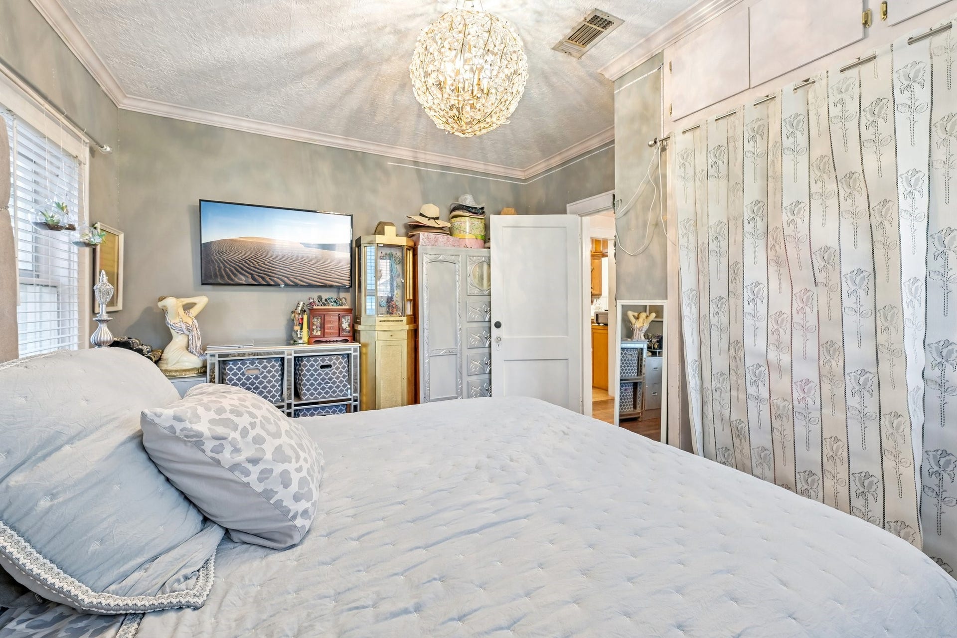 1466 Lawson Street, Houston, TX 77023 Bedroom 1 Broadmoor