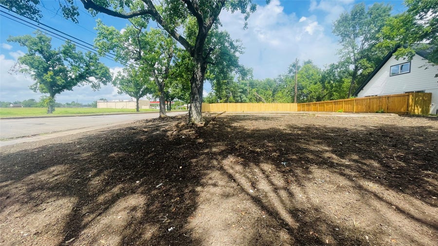 Property photo for 5622 Grace Point Lane, Houston, TX