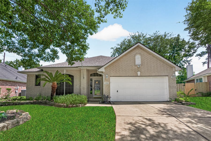 Property photo for 15810 Heartwood Way, Cypress, TX