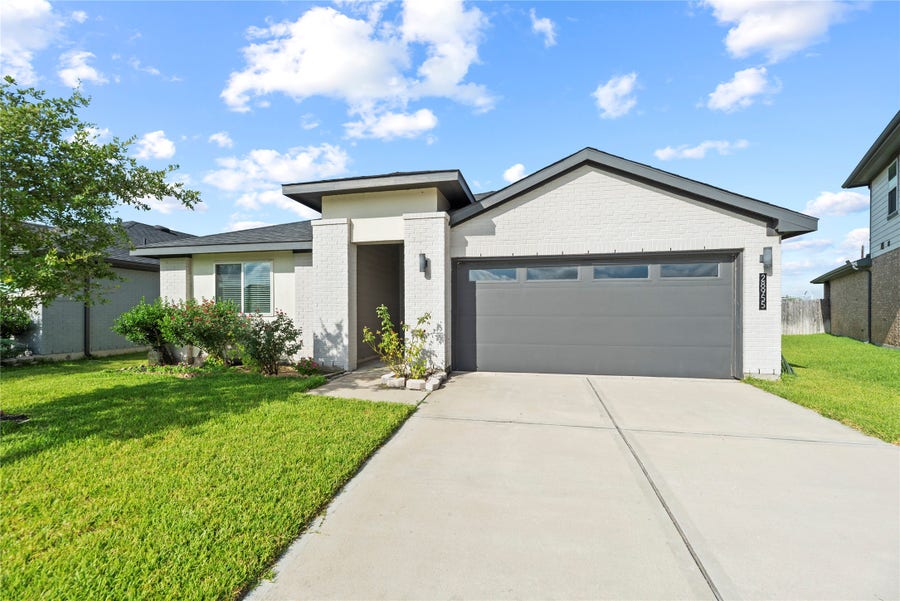 Property photo for 28955 Yachting Point Lane, Katy, TX