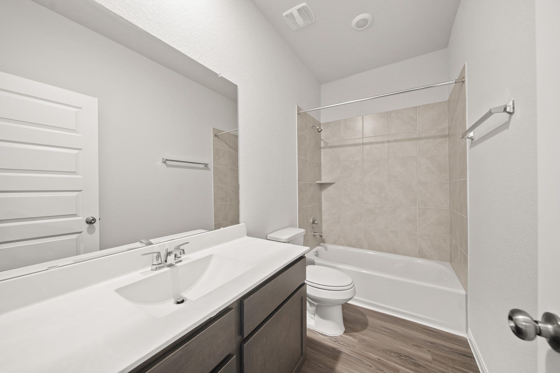 3057 Mistflower Trail, Brookshire, TX 77423 Photos are a representation of the floor plan. Options and interior selections will vary.