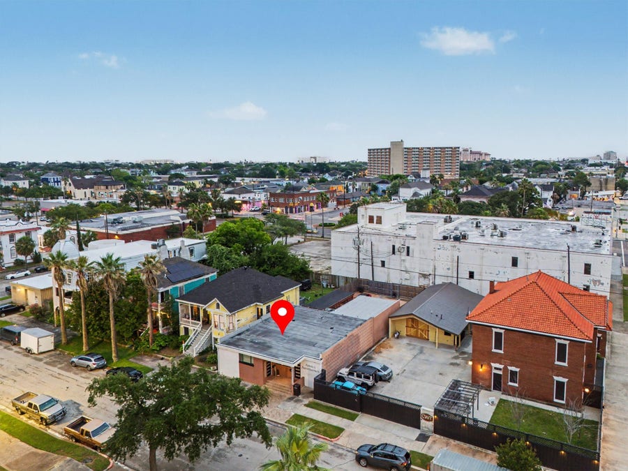 Property photo for 2219 Sealy Street, Galveston, TX