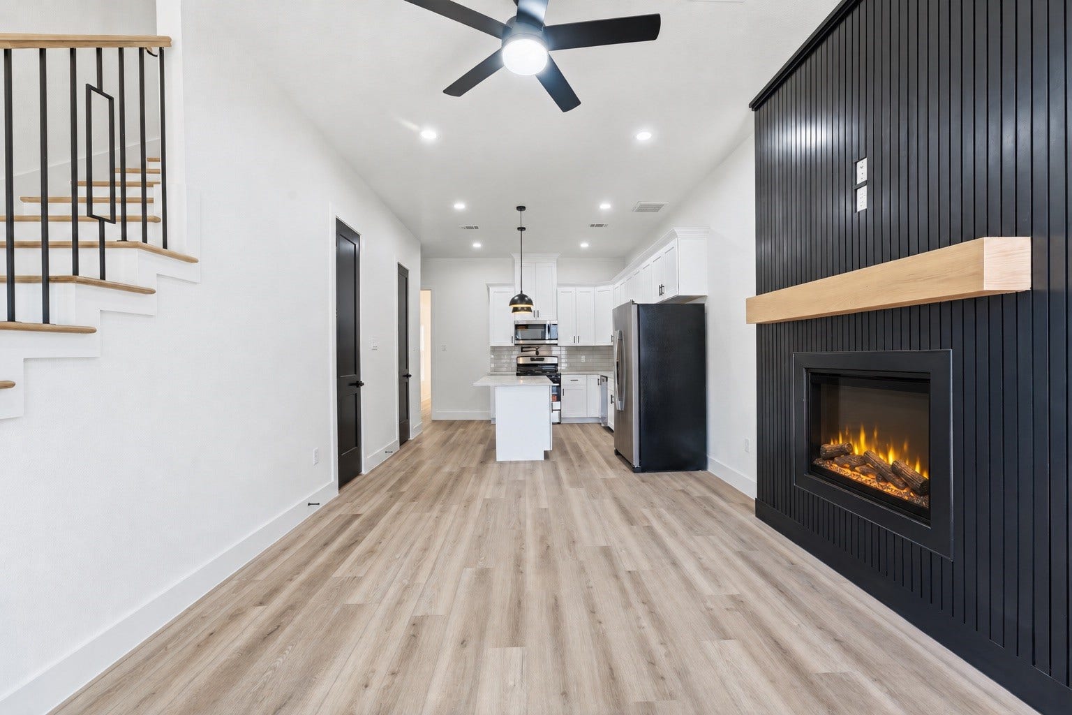 4653 Phlox Street, Houston, TX 77051 4653 Phlox Street, Houston, TX 77051