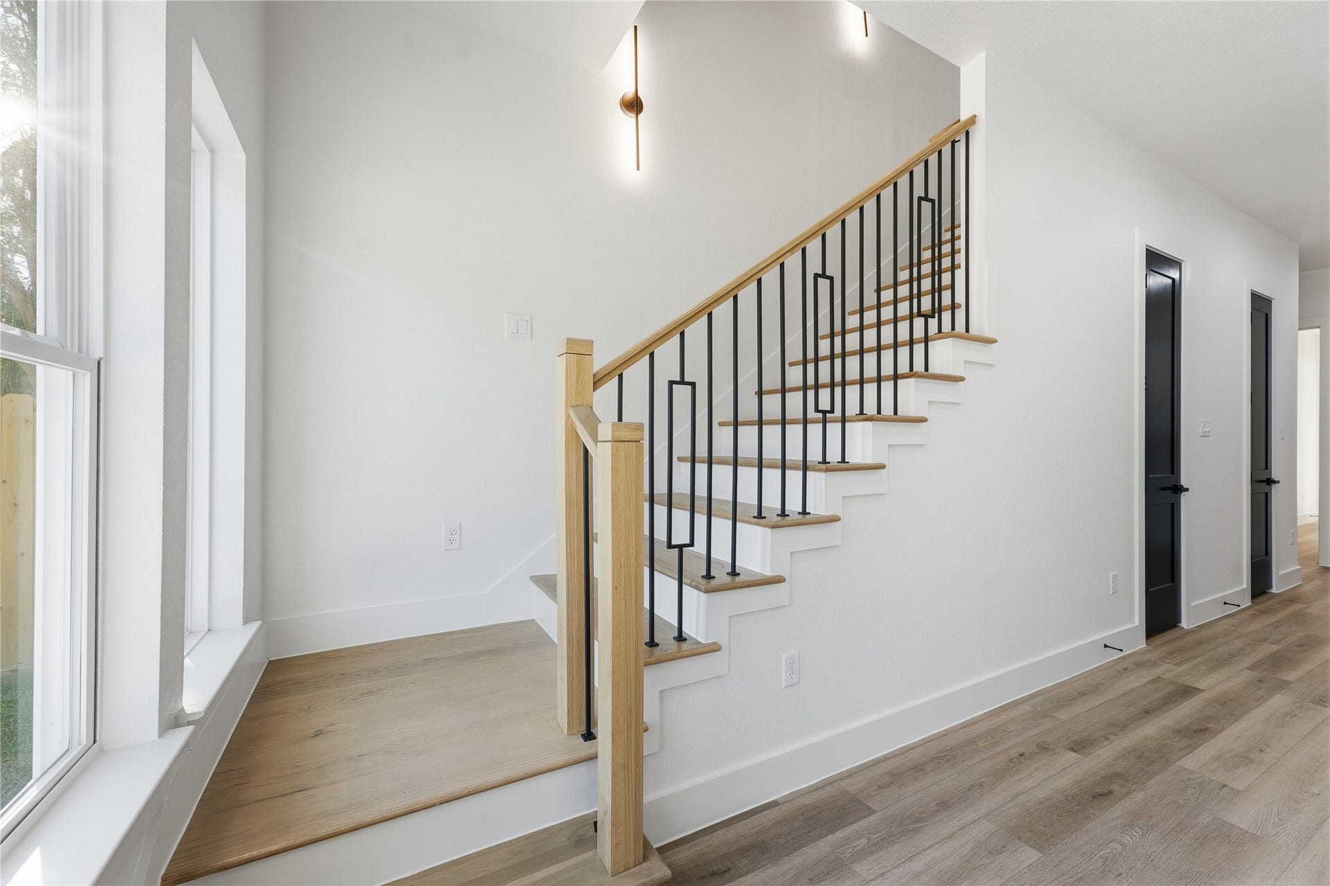 4653 Phlox Street, Houston, TX 77051 4653 Phlox Street, Houston, TX 77051