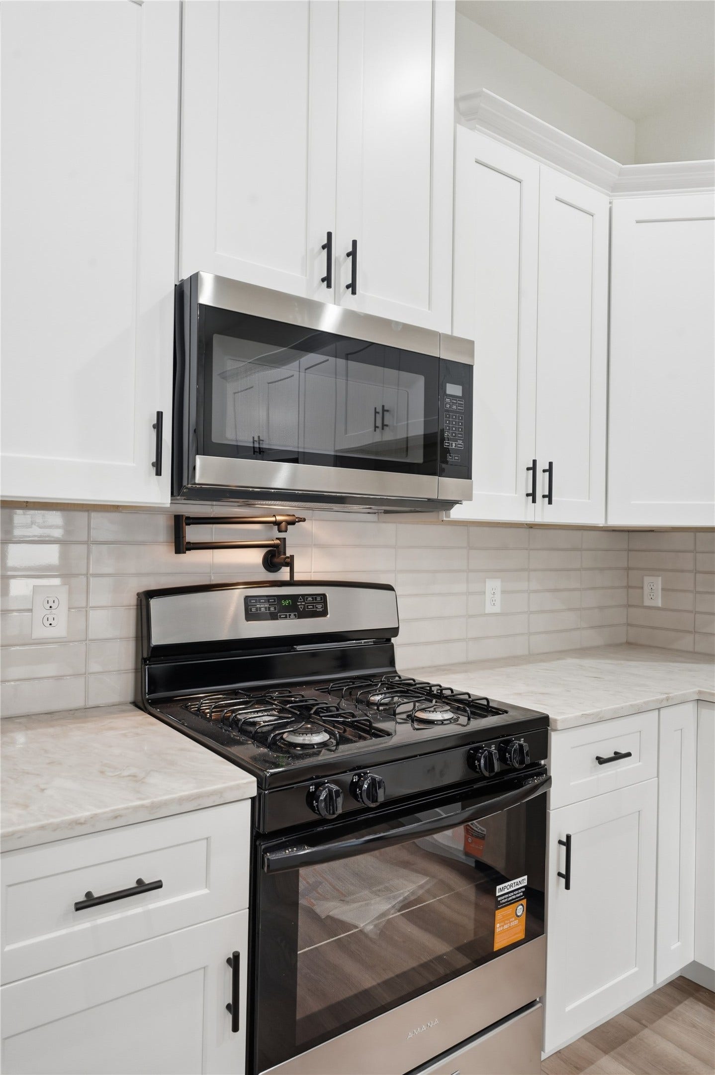 4653 Phlox Street, Houston, TX 77051 4653 Phlox Street, Houston, TX 77051