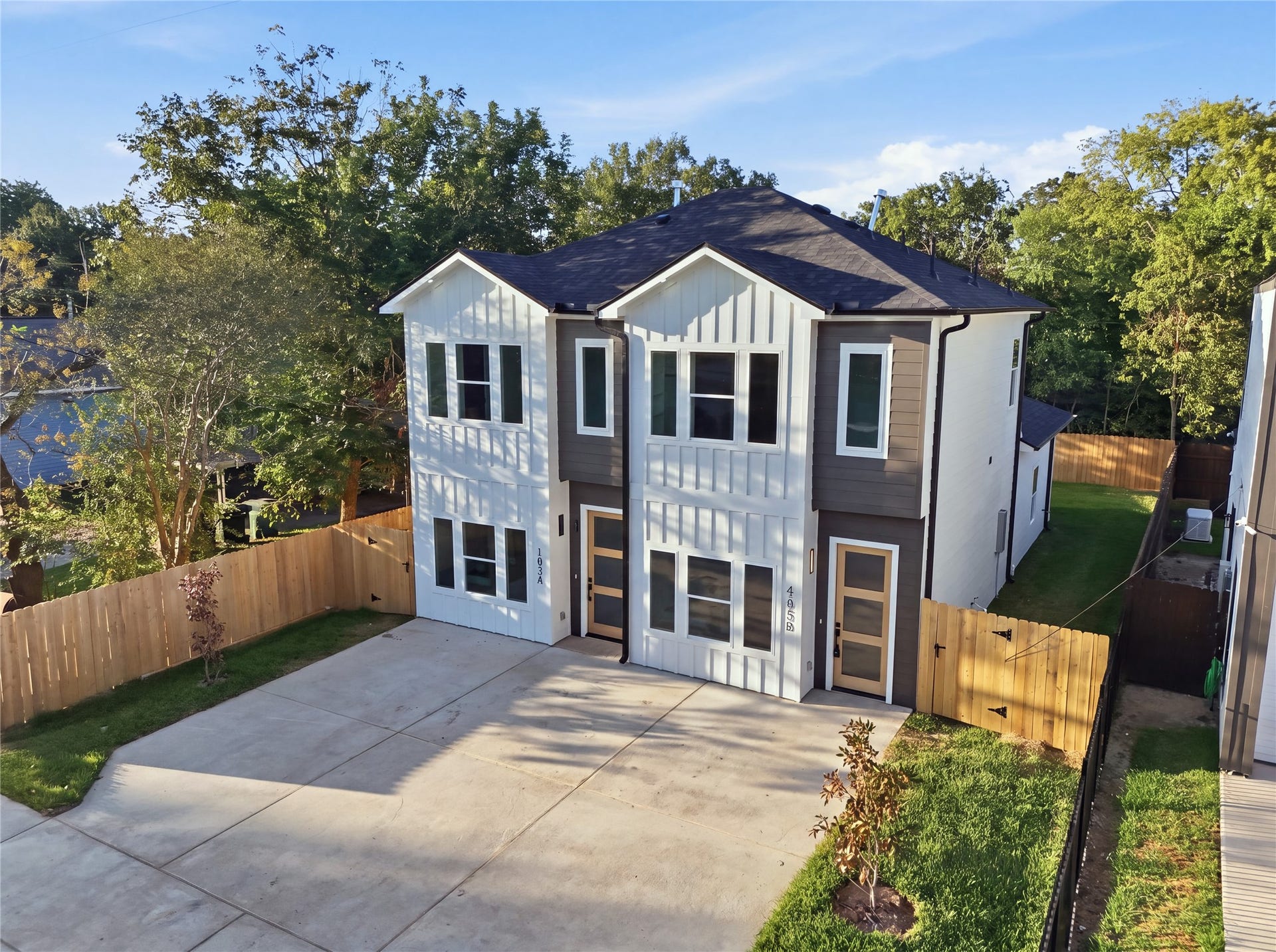 4653 Phlox Street, Houston, TX 77051 4653 Phlox Street, Houston, TX 77051