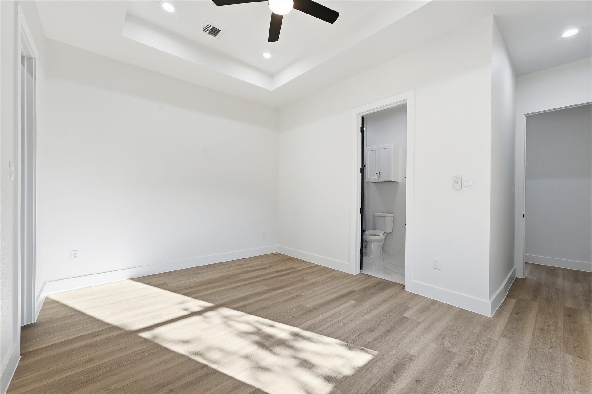 4653 Phlox Street, Houston, TX 77051 First Floor Primary Bedroom
