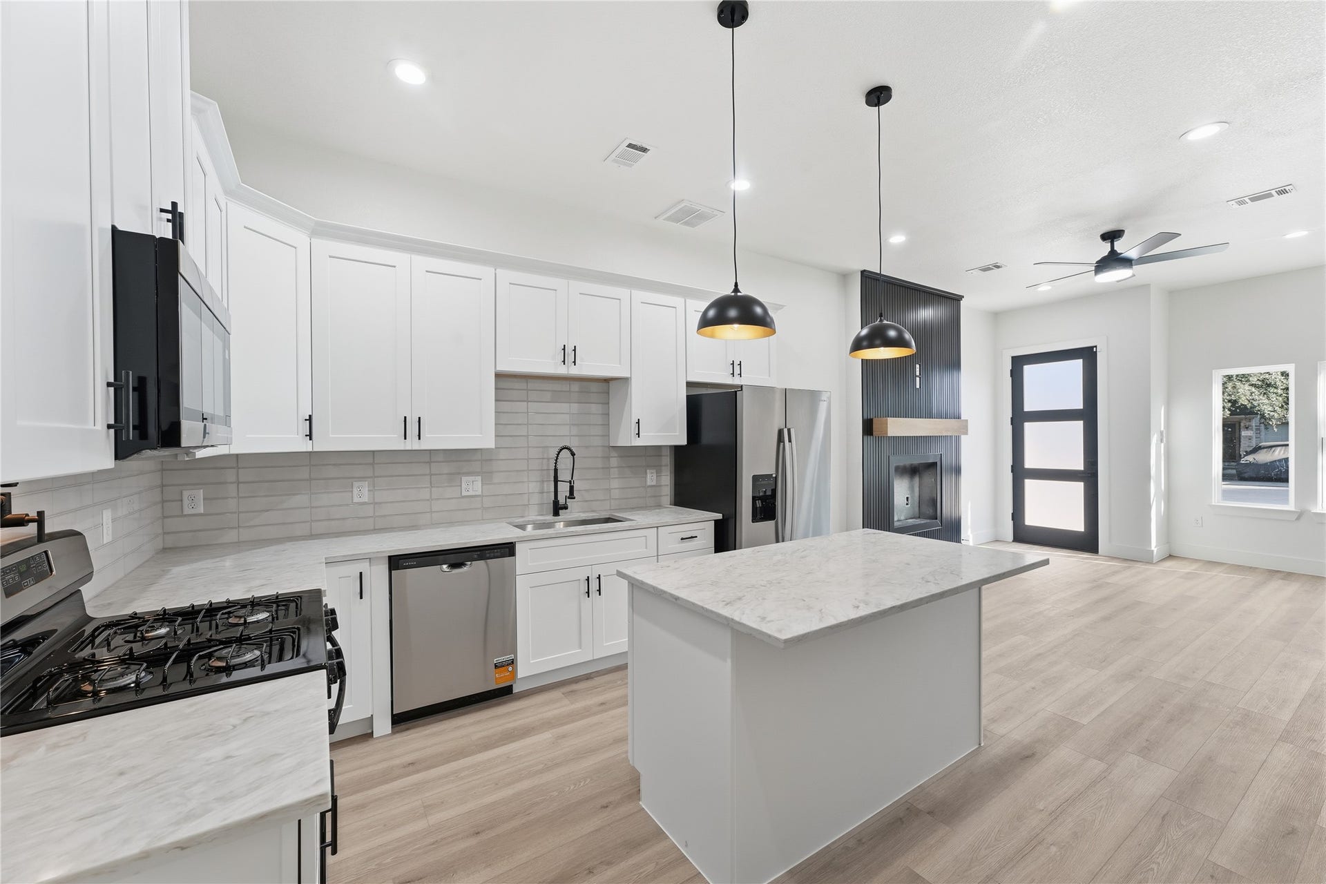 4653 Phlox Street, Houston, TX 77051 First Floor Kitchen + Living with Fridge Included