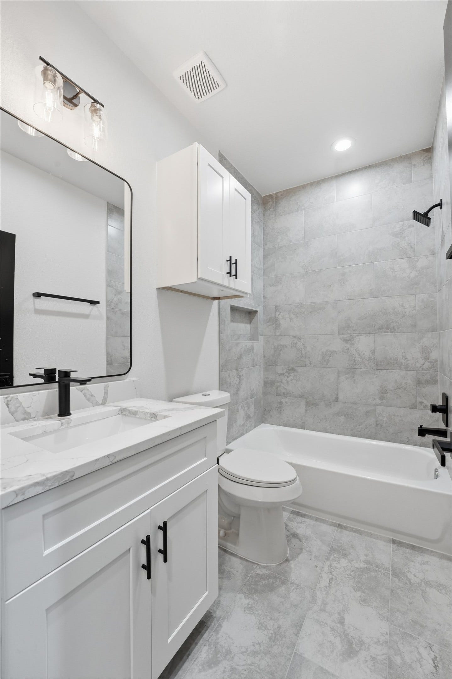 4653 Phlox Street, Houston, TX 77051 4653 Phlox Street, Houston, TX 77051