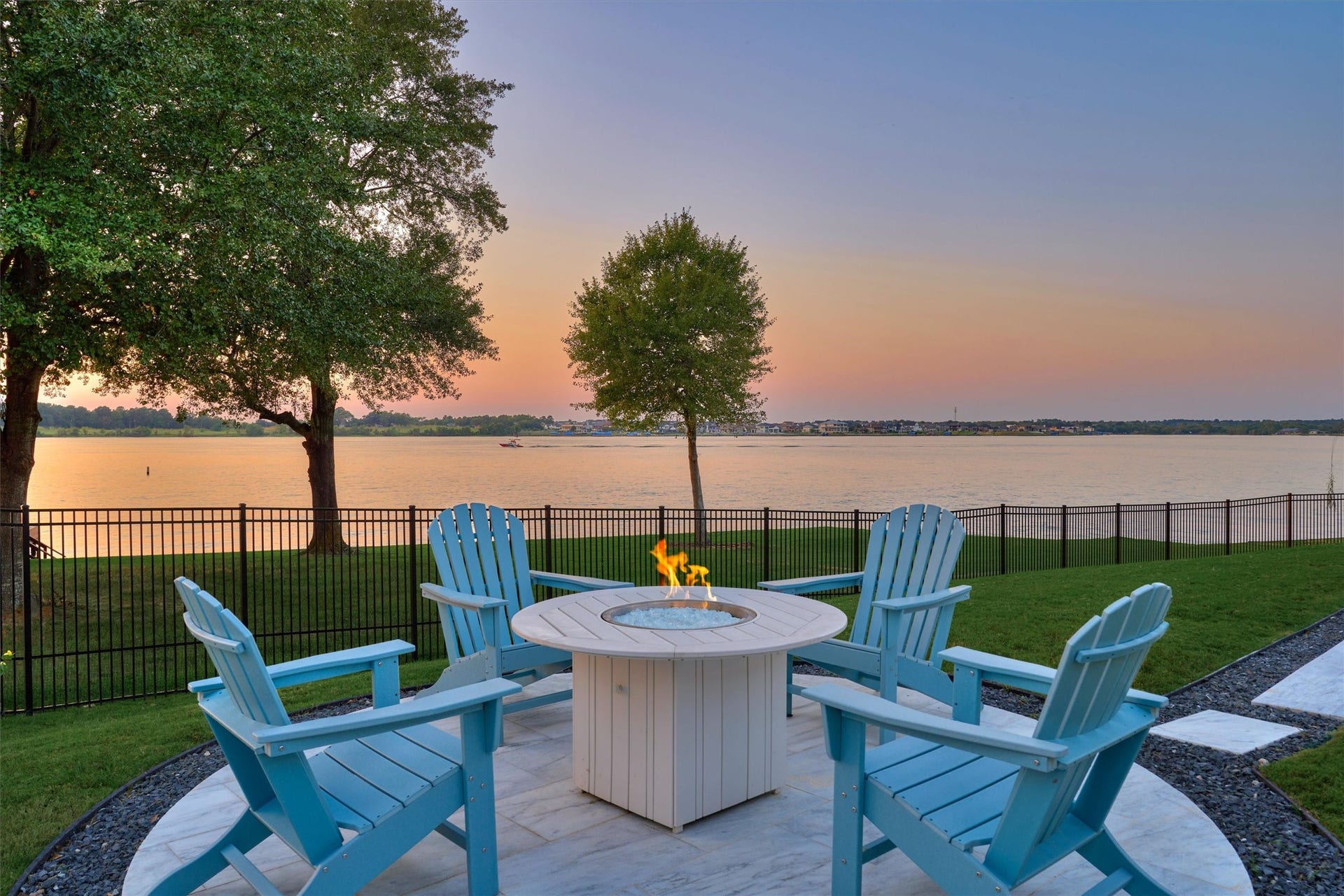9228 Lake Conroe Drive, Conroe, TX 77304 9228 Lake Conroe Drive, Conroe, TX 77304