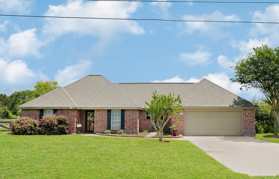 Property photo for 21219 Horse Shoe Drive, Manvel, TX