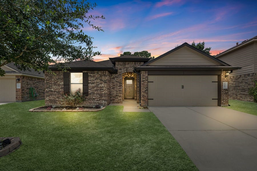 Property photo for 9415 Paloma Creek Drive, Tomball, TX