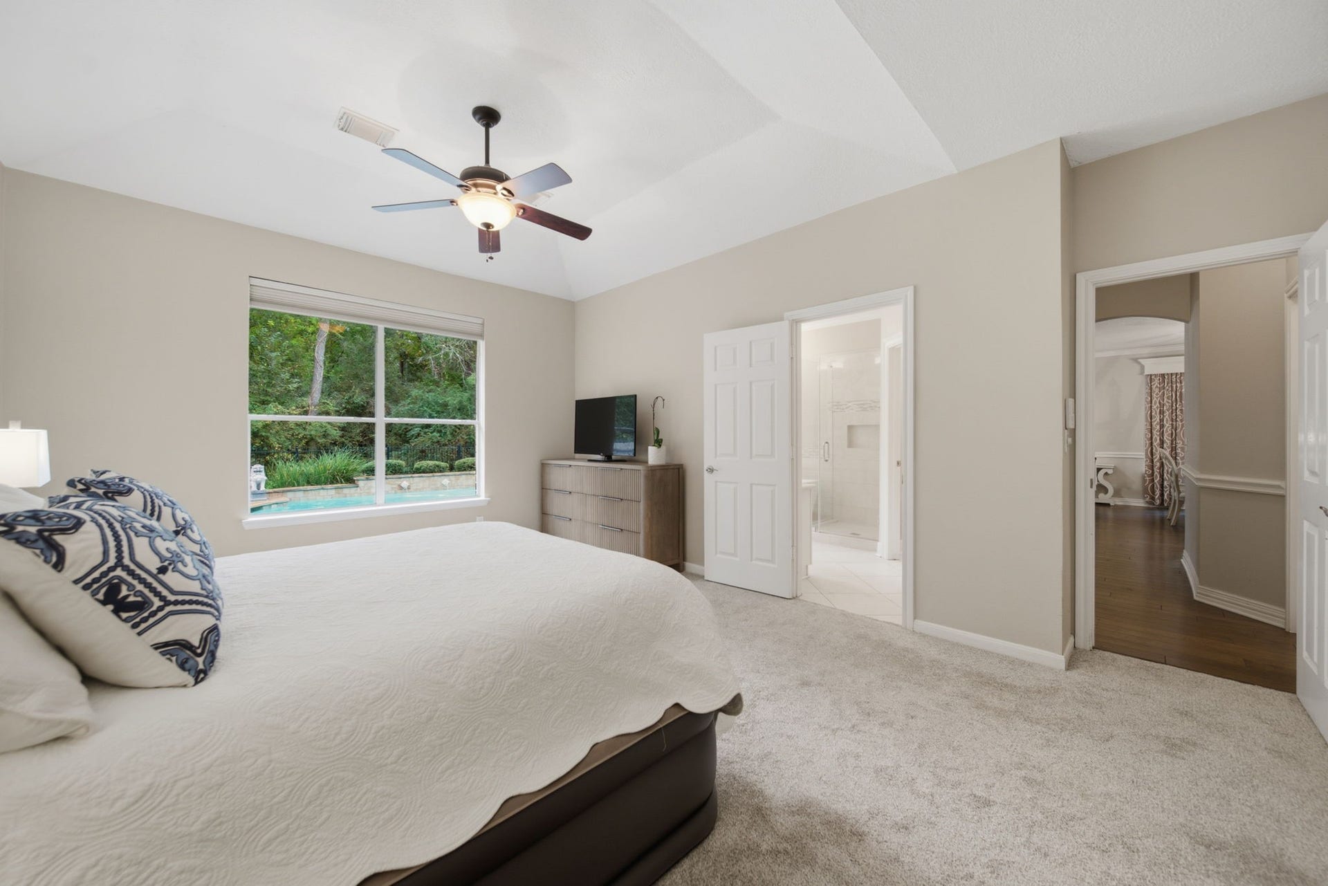 99 E Sterling Pond Circle, The Woodlands, TX 77382 99 E Sterling Pond Circle, The Woodlands, TX 77382