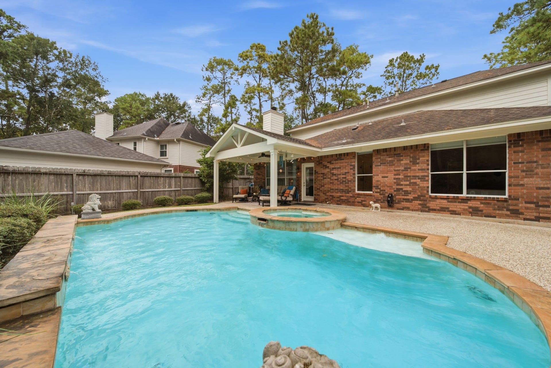 99 E Sterling Pond Circle, The Woodlands, TX 77382 99 E Sterling Pond Circle, The Woodlands, TX 77382